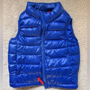 Primary puffer vest.